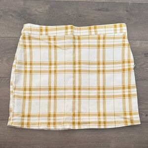Forever 21 Yellow and White Plaid Mini Skirt